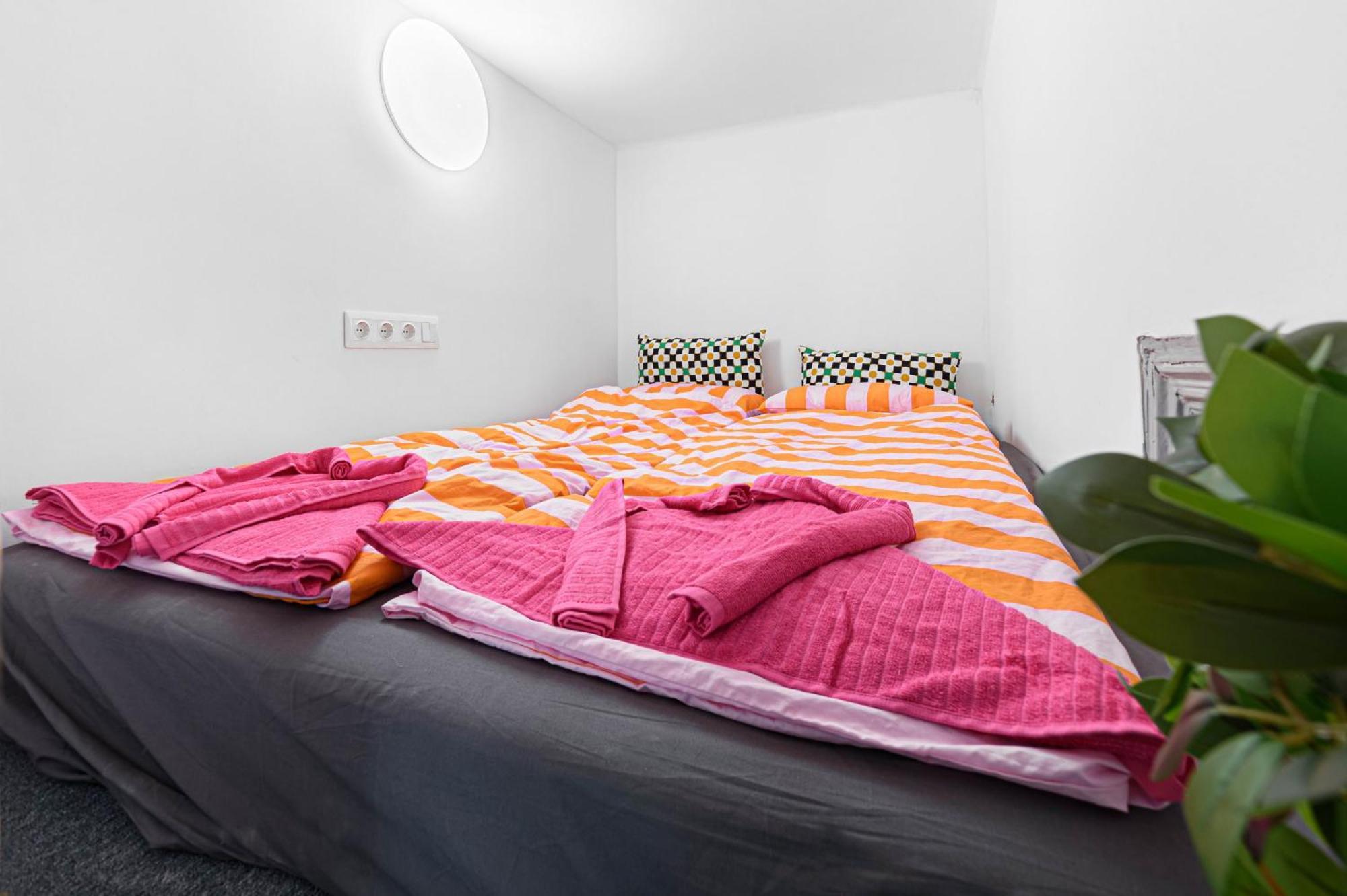 New Modern Homes Rakoczi 57 Budapest Exterior foto