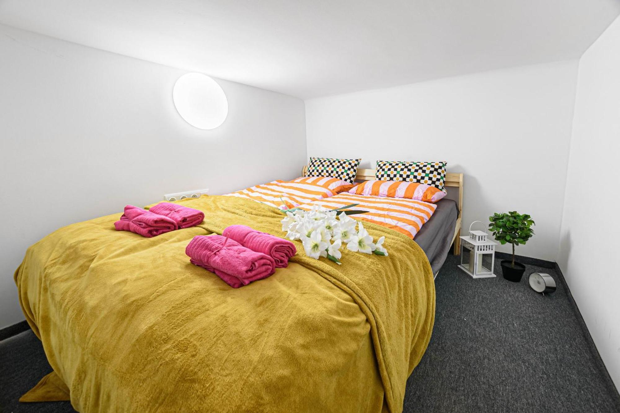 New Modern Homes Rakoczi 57 Budapest Exterior foto