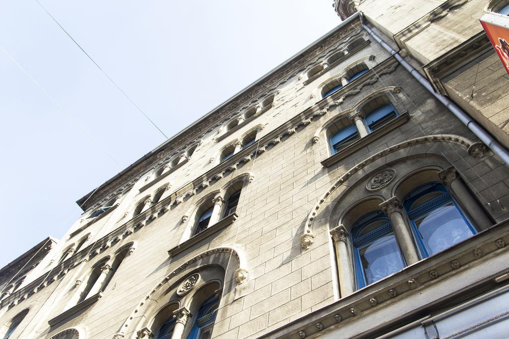 New Modern Homes Rakoczi 57 Budapest Exterior foto